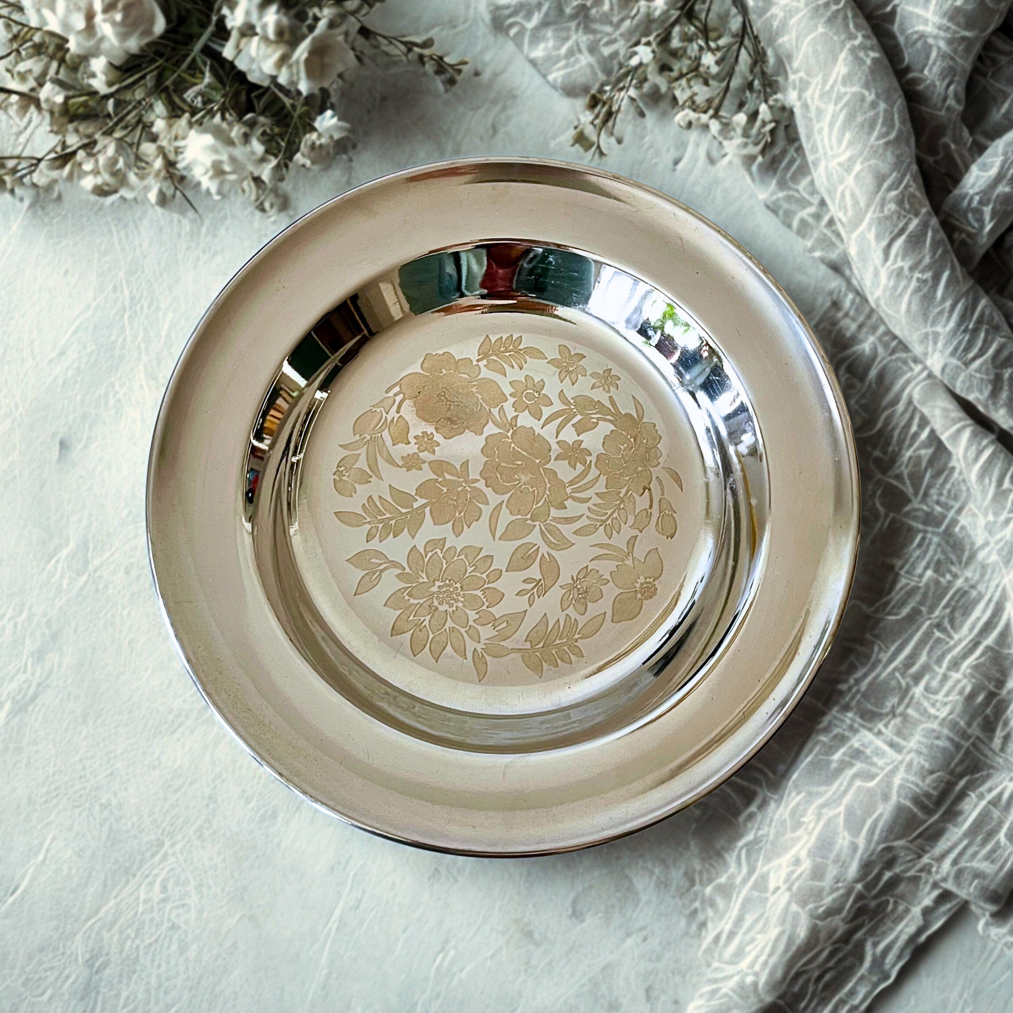 Plain Stainless Steel